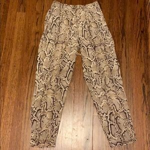 Zara python print pants